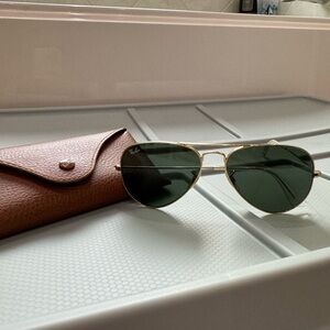 Ray-Ban Large Aviators - Polished Gold w/ G-15 Green Lenses